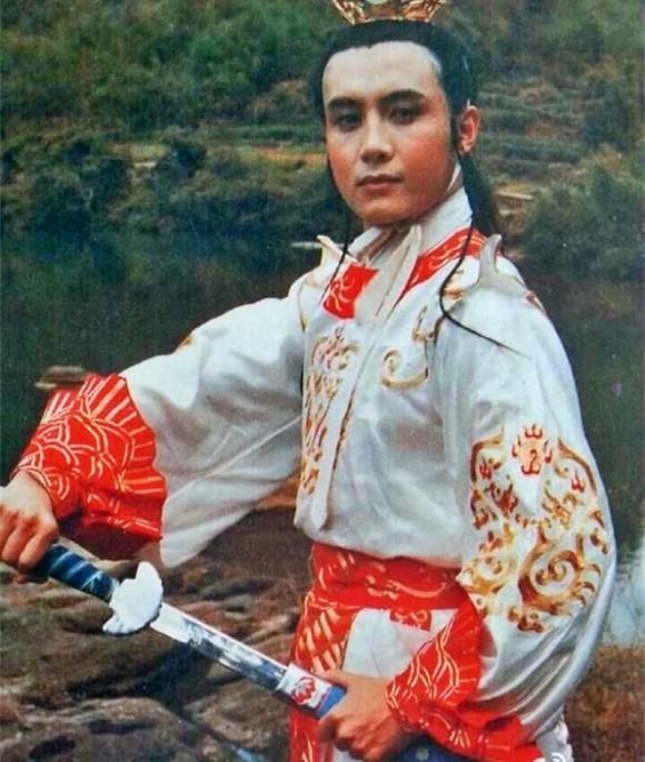 Tôn Ngộ Không, Tây Du Ký (1986), Lục Tiểu Linh Đồng