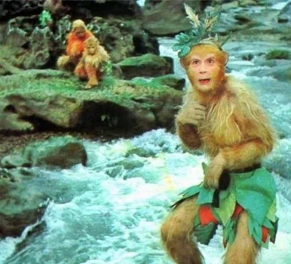 Tôn Ngộ Không, Tây Du Ký (1986), Lục Tiểu Linh Đồng