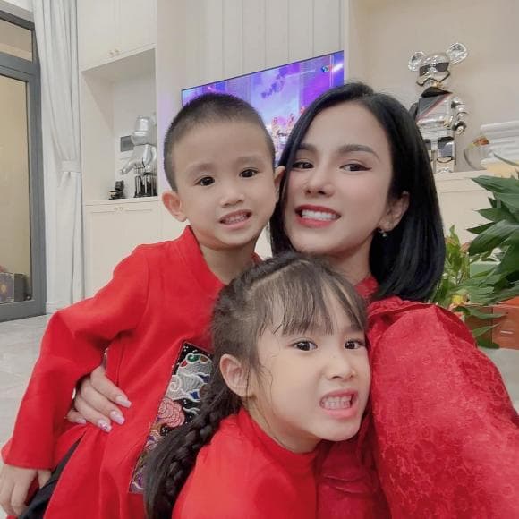 Diệp Lâm Anh, sao Việt