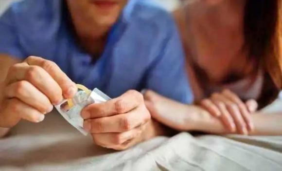 quan hệ tình dục, cách xác định bạn tình có mắc bệnh lây truyền qua đường tình dục trước khi quan hệ