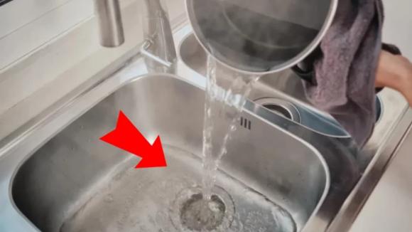 nước nóng, đổ nước nóng xuống bồn rửa, kiến thức 
