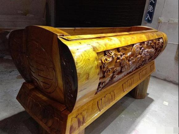 cây nanmu vàng, gỗ quý