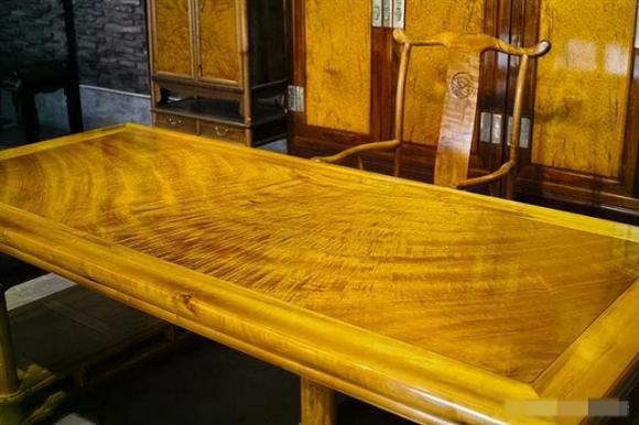 cây nanmu vàng, gỗ quý