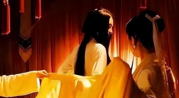 thái giám, hoàng hậu, tắm