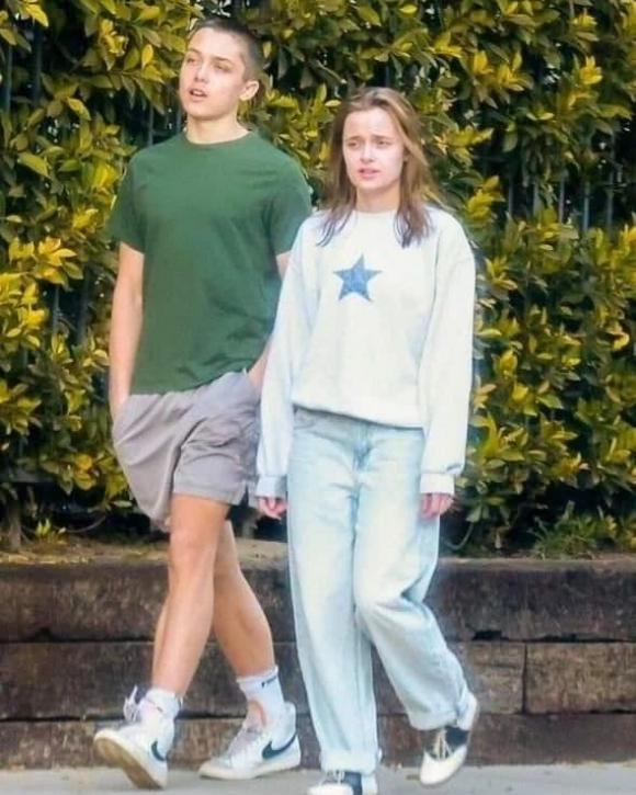 Knox và Vivienne,cặp sinh đôi nhà Angelina Jolie, sao hollywood 