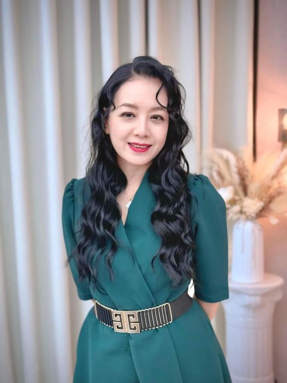 Tin sao việt 25/11, sao việt hôm nay