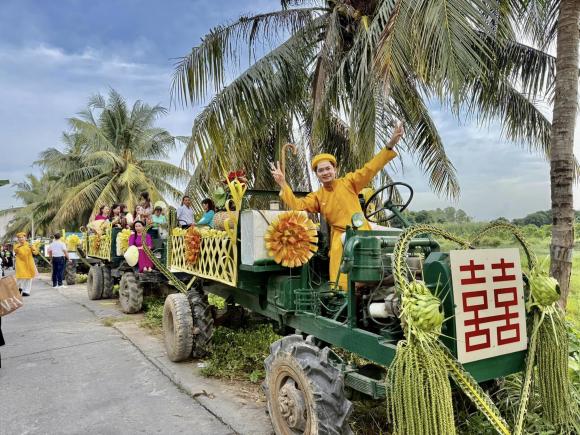 Sao việt hôm nay 27/11, Ngân 98, Sơn Tùng