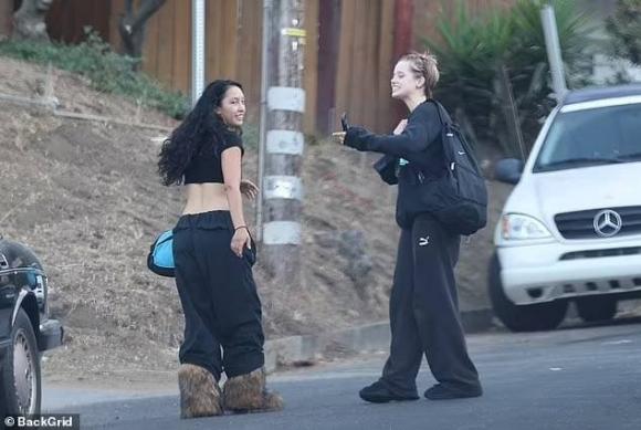 Shiloh Jolie Pitt,Con gái Angelina Jolie, sao hollywood 