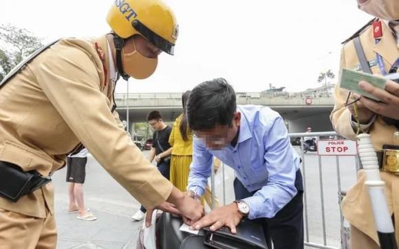 Đối tượng bị cấm lái xe máy