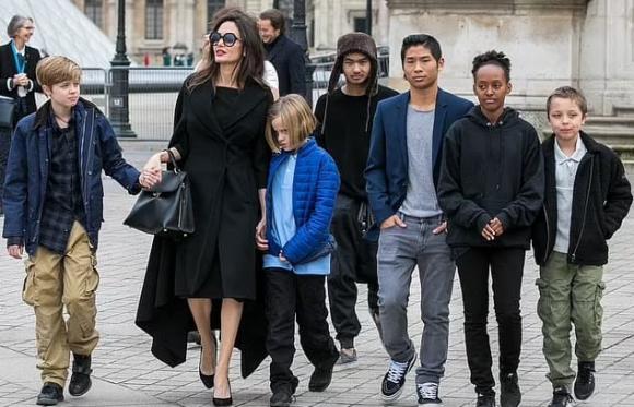 Angelina Jolie, Brad Pitt, sao Hollywood