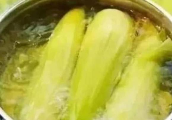luộc ngô, bắp ngô, món ngon mỗi ngày 
