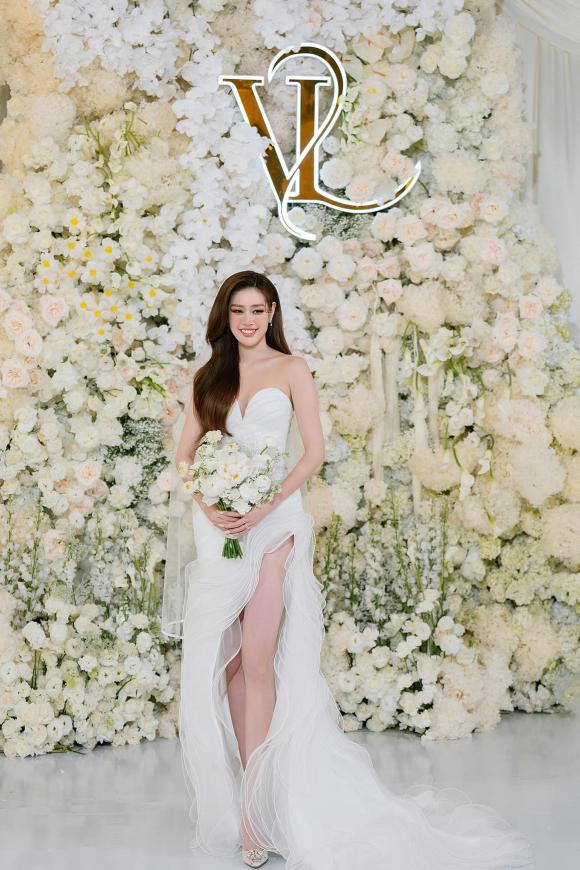 hoa hậu khánh vân, sao việt 