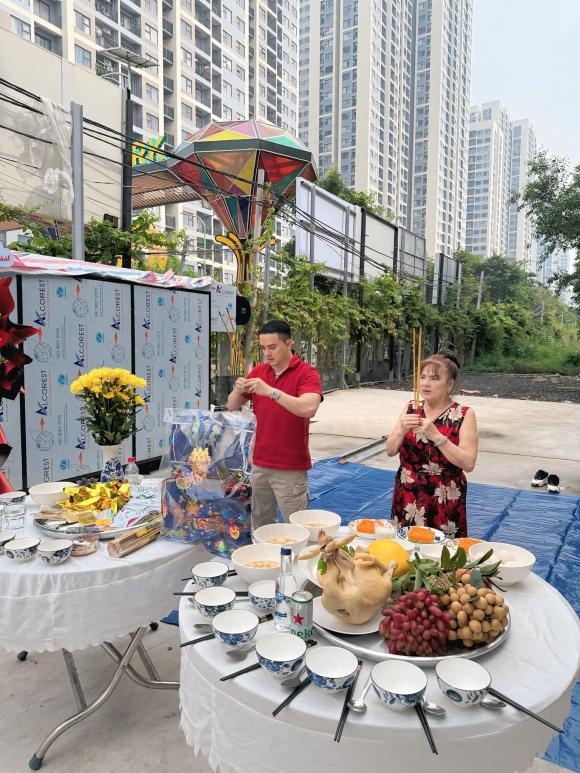 Sao Việt hôm nay 12/12, Công Lý, Ngân 98 