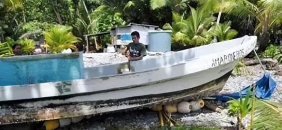 đắm tàu, phép lạ, sống sót trên biển