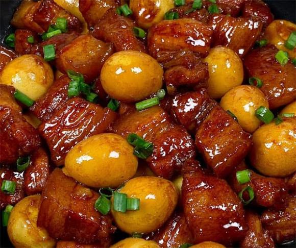 thịt kho, thịt kho trứng cút, món ngon mỗi ngày