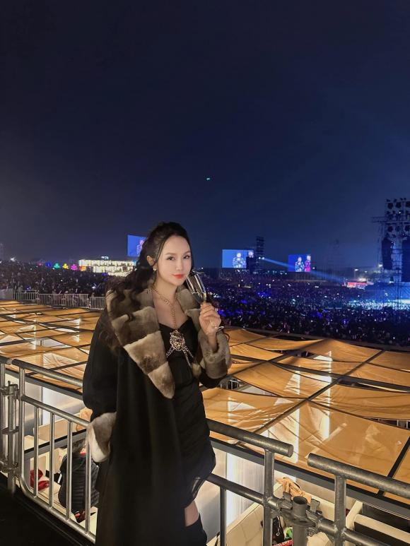 Sao Việt hôm nay 15/12