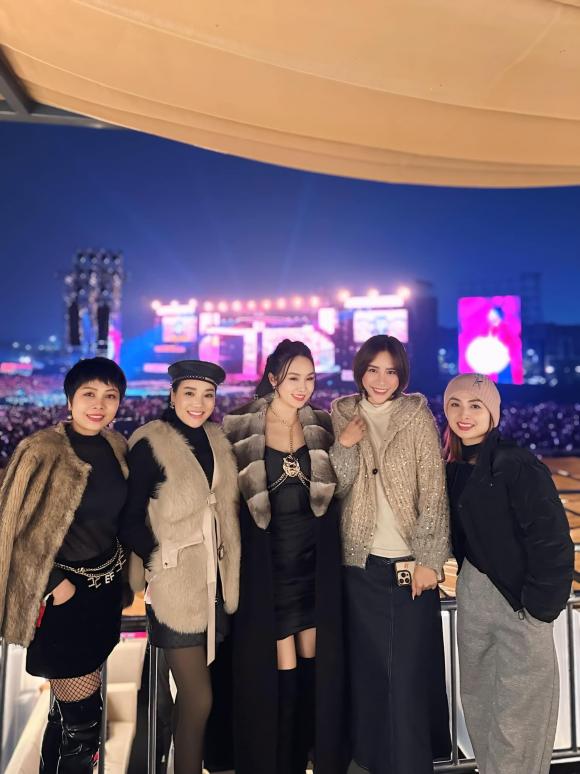Sao Việt hôm nay 15/12