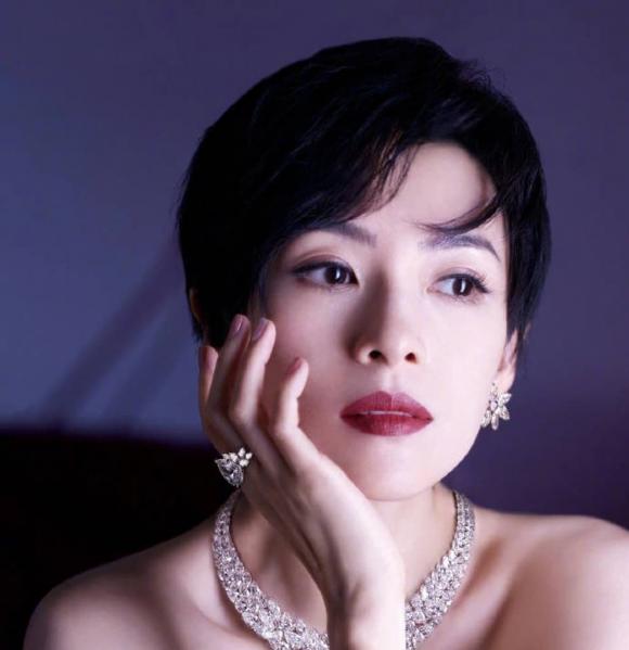 Chương Tử Di, sao hoa ngữ