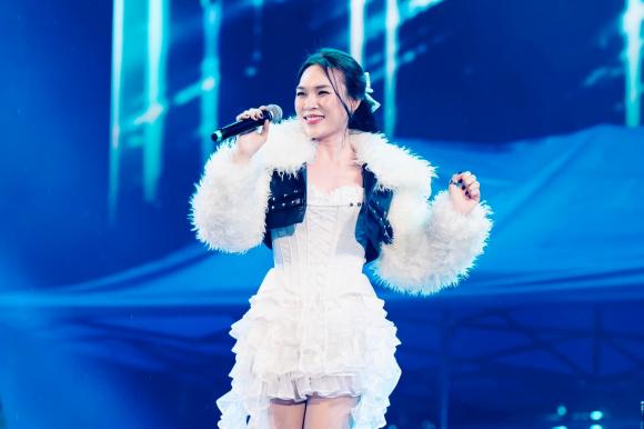 Sao Việt hôm nay 16/12