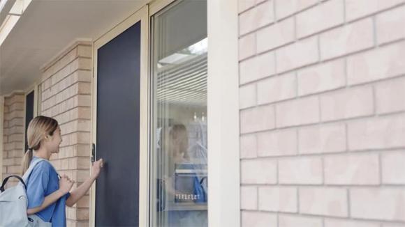 làm khách, đến thăm nhà, người có eq cao