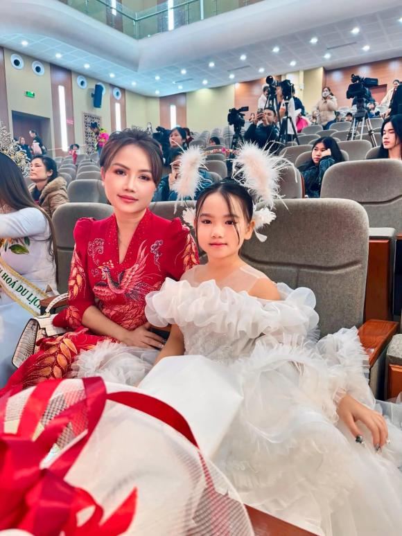 Sao Việt hôm nay 17/12