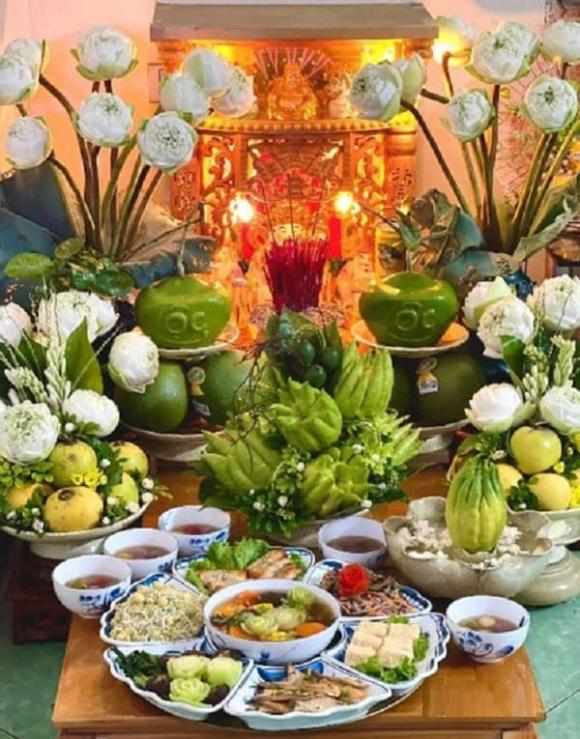 Hoa chưng lên bàn thờ cực hút tài lộc, hoa thắp hương