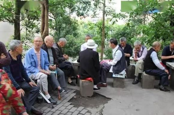 bạn bè, họ hàng, người xấu