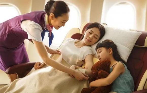 đi máy bay, vé hạng nhất