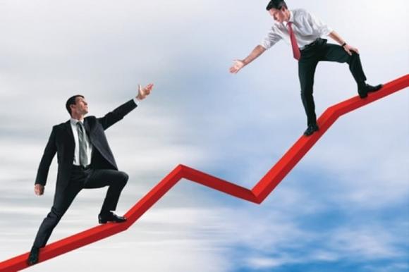 không nên làm việc cho người thân, tại sao không nên làm việc cho người thân