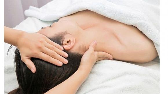 Massage cổ gây nhồi máu não, Massage cổ, Massage cổ vai gáy, sức khỏe, nhồi máu não, đột quỵ