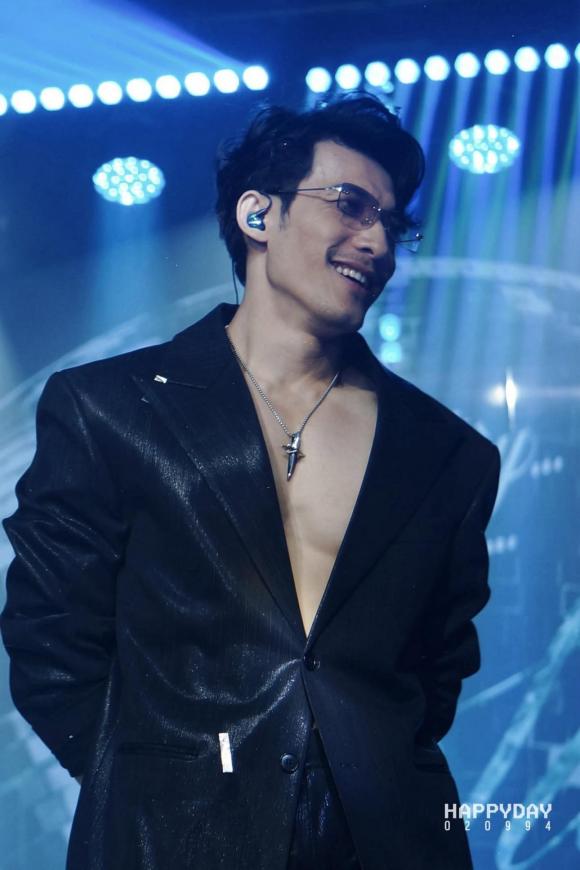 Sao Việt hôm nay 23/12, Johnny Trí Nguyễn, Trang Trần 