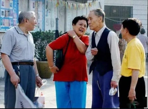 tuổi già, tuổi già không nên kết giao với ai