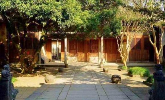Ngôi làng cổ Chengkan, cột gỗ Kim tơ nam mộc, cột gỗ quý hơn kim cương, chùa Luodongshu