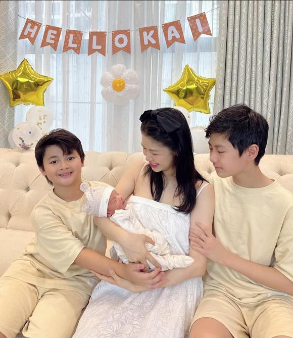 Sao Việt hôm nay 23/12, Johnny Trí Nguyễn, Trang Trần 