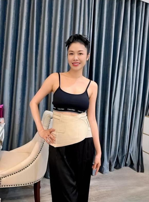 ca sĩ Đăng Khôi, vợ Đăng Khôi, sao Việt,Thủy Anh