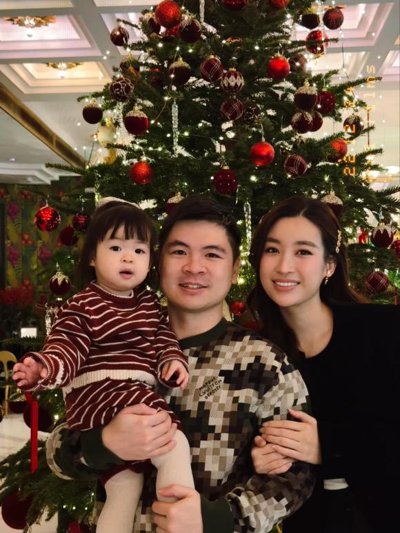 Sao Việt hôm nay 25/12
