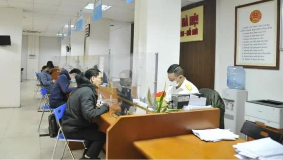 Nợ thuế, cấm xuất nhập cảnh
