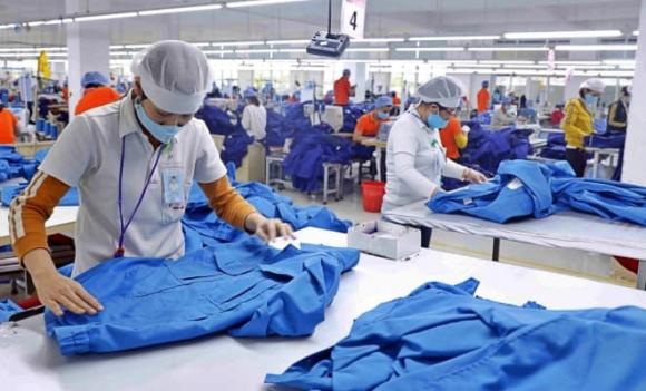 Người lao động thử việc có được thưởng Tết không