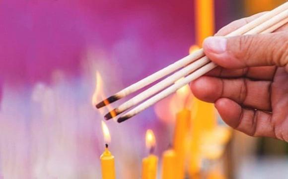 bàn thờ, thắp hương bàn thờ, kiến thức 