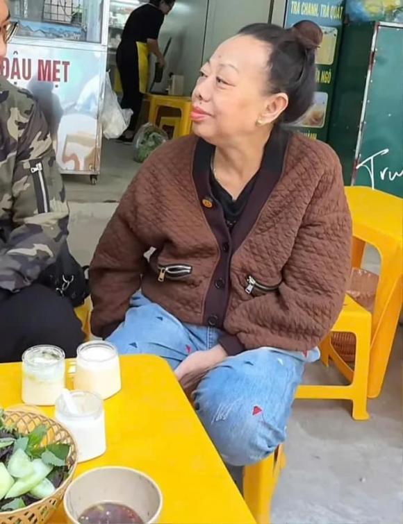 Nghệ sĩ thu hà, cuộc sống nghệ sĩ thu hà