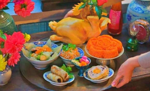 Tháng Chạp, tháng cuối cùng của năm âm lịch, năm ẤT Tỵ 2025, lễ cúng mùng 1, ngày rằm, ông Công ông Táo, lễ cúng Tất niên.