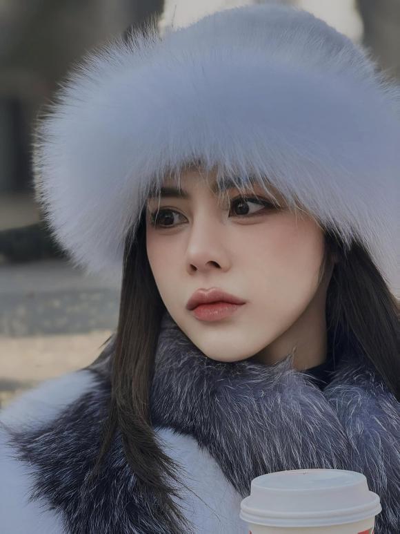 sao việt ngày 3/1, Vân Dung, Ngân 98