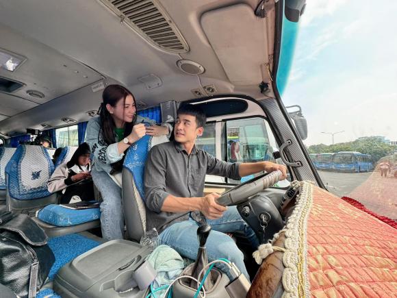 sao việt ngày 3/1, Vân Dung, Ngân 98