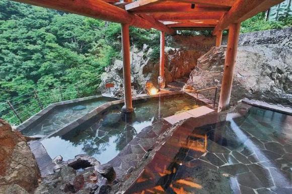 nhật bản, nhà tắm nhật bản, khách sạn Nhật Bản lại phải có bồn tắm, bồn tắm nhật bản