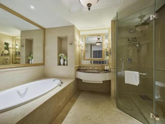 nhật bản, nhà tắm nhật bản, khách sạn Nhật Bản lại phải có bồn tắm, bồn tắm nhật bản