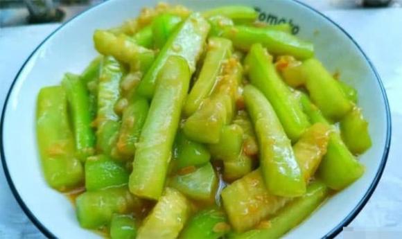 rau xà lách, bí ngô, khoai tây