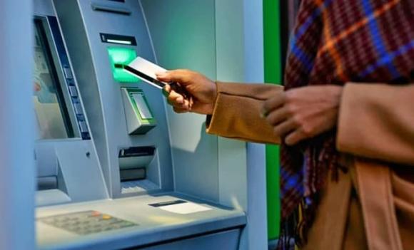 sinh trắc học, rút tiền tại ATM