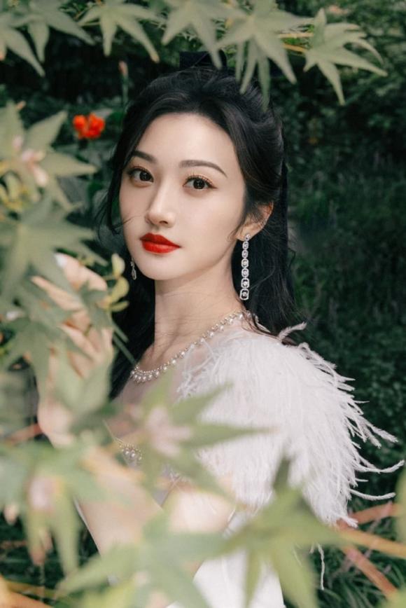 Sao hoa ngữ, sao hoa ngữ tuổi rắn