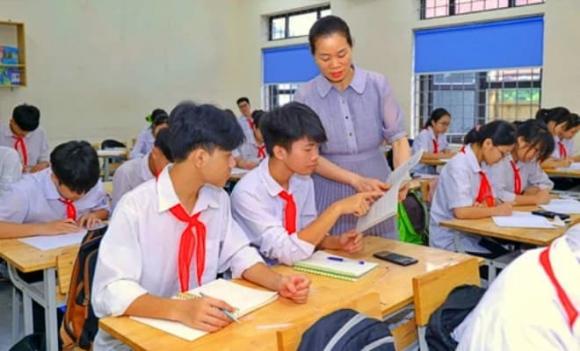 giáo viên, nhà trường, xử lý hình sự, lạm thu tiền học sinh