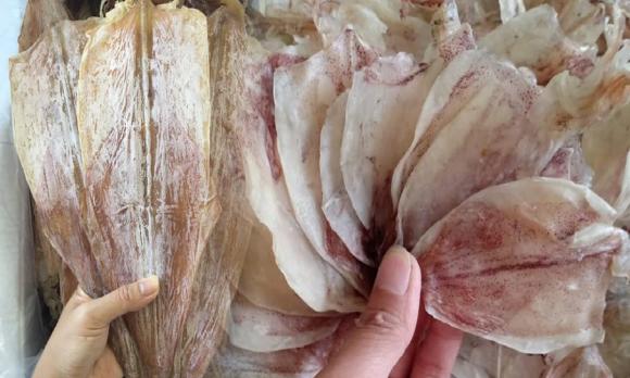 cách chọn mực khô,  mực khô nên chọn con to hay con nhỏ